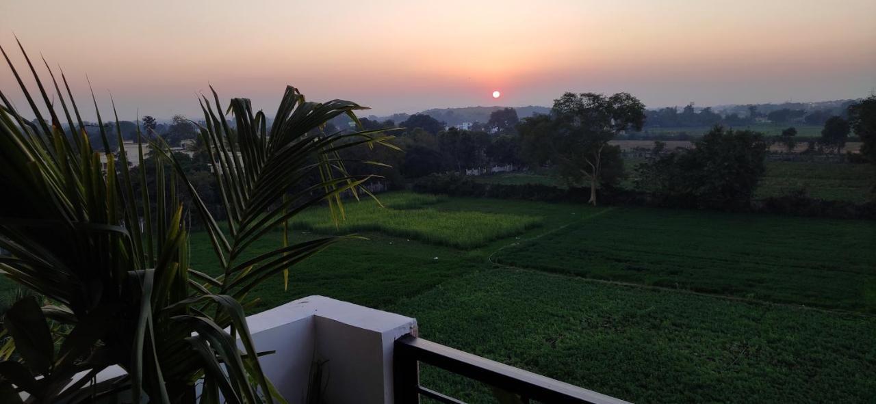 Love & Peace Apartment Jabalpur Exterior foto